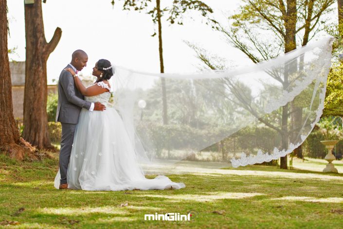 Luxury Wedding Groom and Bride moments at the formal photo shoot session